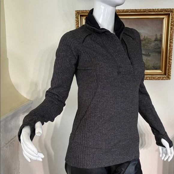 Lululemon Think Fast Pullover - Picture 4 of 16